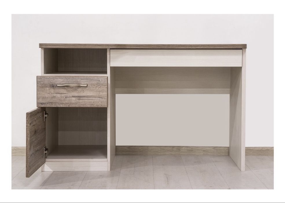 Стол письменный Euromebel