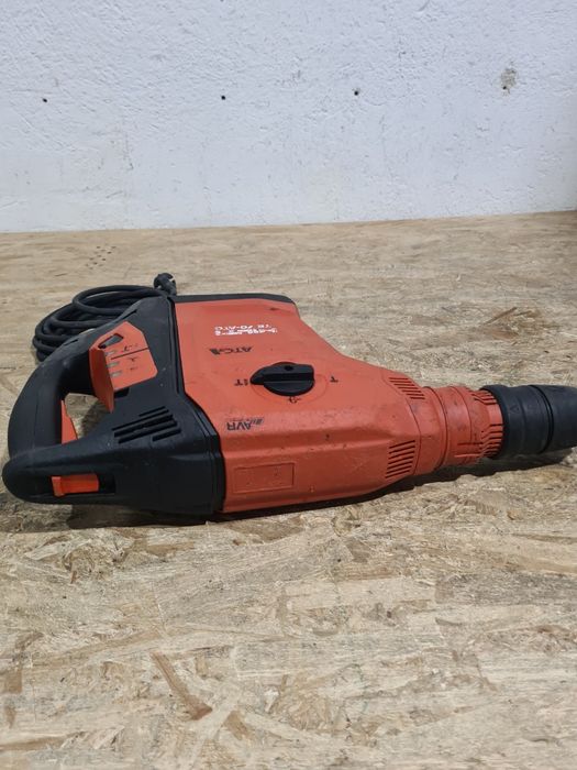 Rotopercutor SDS Max fabricatie 2023 Hilti TE 70 ATC AVR  modelul nou