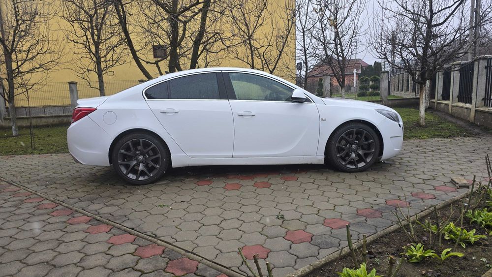Opel Insignia OPC