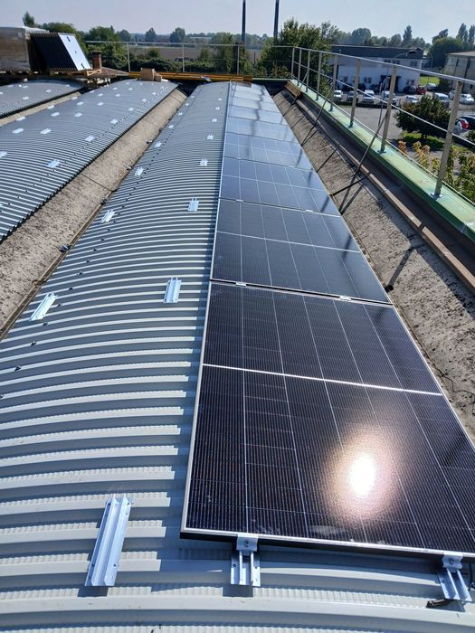 Echipa Executam montaj Panouri Fotovoltaice
