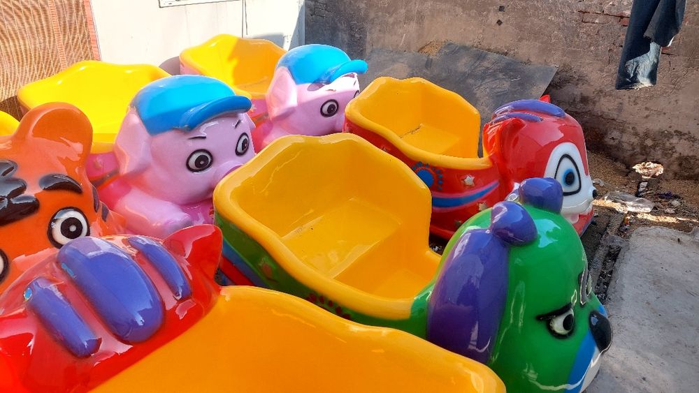 Attraksion kachela 2 qavatli poezd, hitoydan yangi