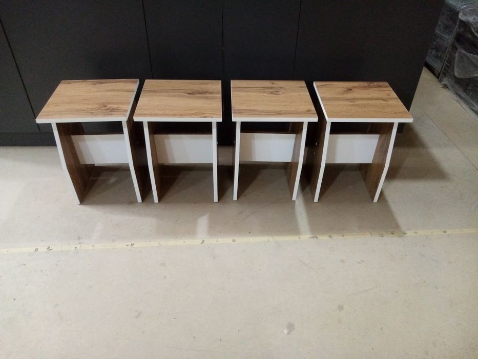 Продам новые кухонные табуретки!