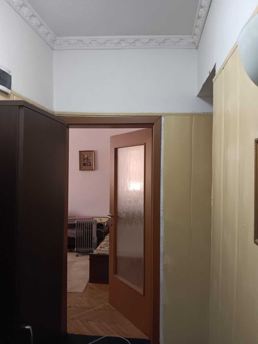 Дава се под наем Двустаен апартамент в Плевен, 9-ти квартал - 65 кв.м за 225 € - Снимка #4