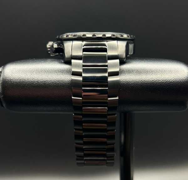 Часовник Movado Series 800