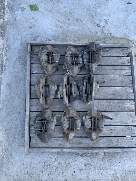 Продам передный супорт ваз 2107