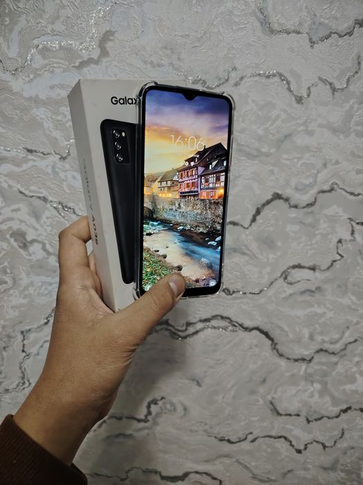 Samsung A03s sotiladi holati ideal