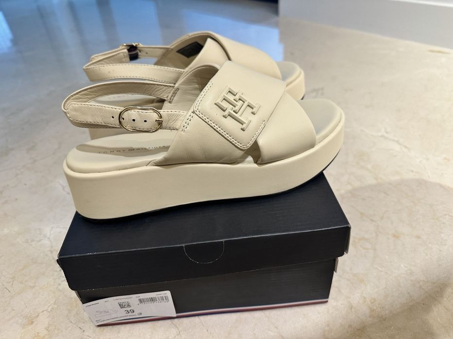 Сандали Tommy Hilfiger 39
