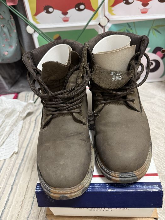 Ботинки и кроссовки