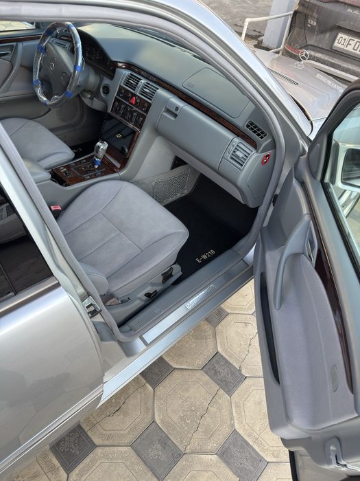 Mersedes-Benz W210 E200 kampressor