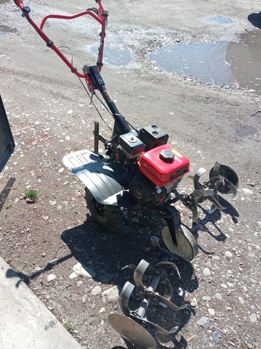 Продам Культиватор