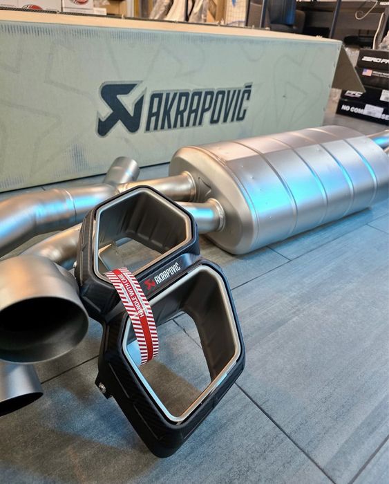 Bmw XM G09 выхлопная система Akrapovic