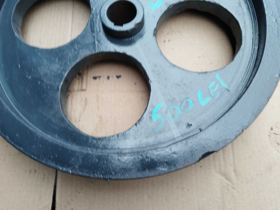 Fulie cu 3 curele de 17 mm 435 mm diametrul