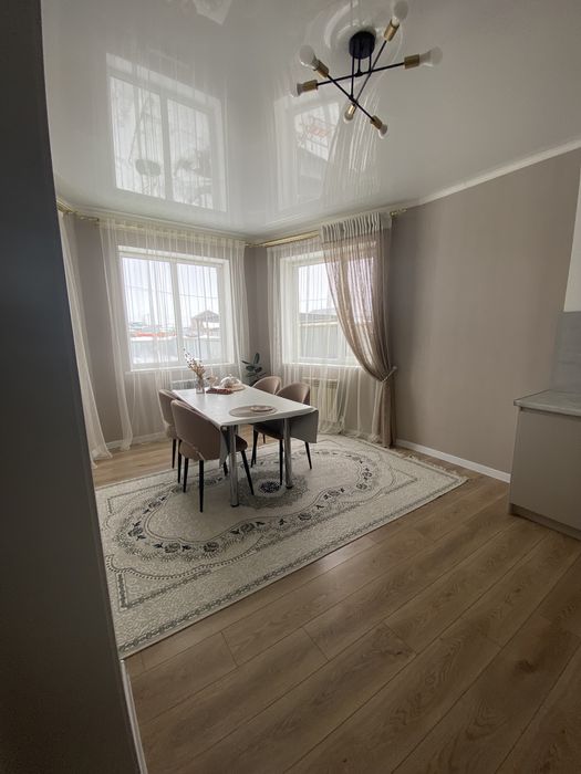 Продается двух этажный дом