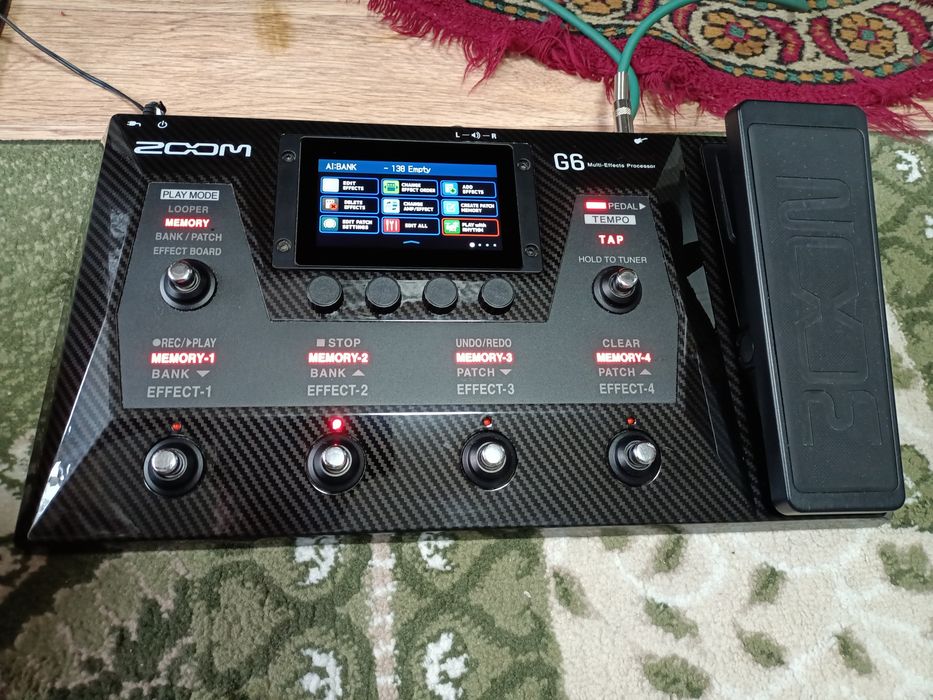 Процессор для электрогитары Zoom G6