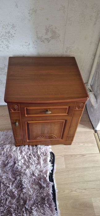 Продам спальный гарнитур