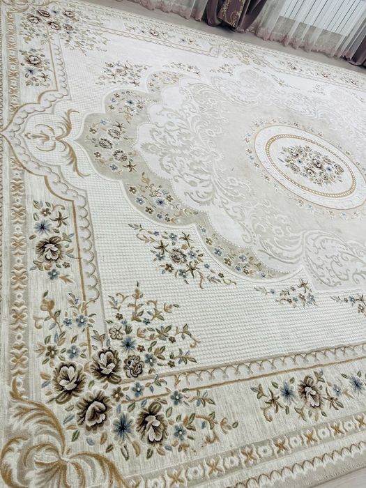 Срочно продам ковёр