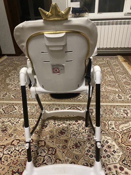 Продам детское кресло для кормления