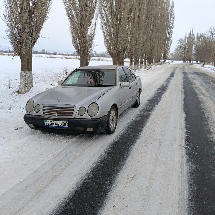 Мерседес бенс 210