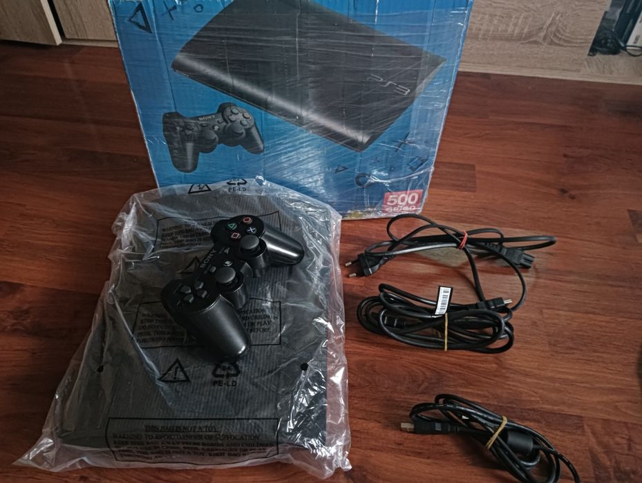 PlayStation 3 cu hard disk de 500 GB