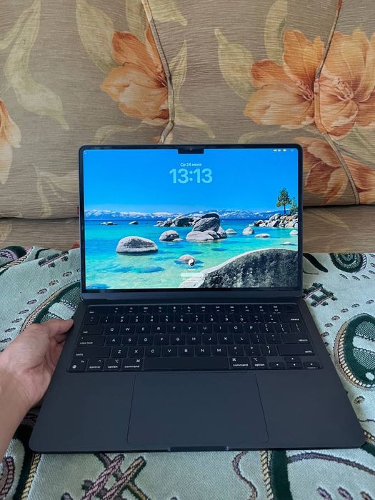 Macbook air m3 8/512