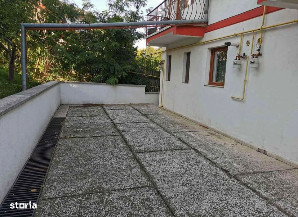 Apartament cu 2 camere si terasa - Rediu, 1km de rond Pacurari - 350EU