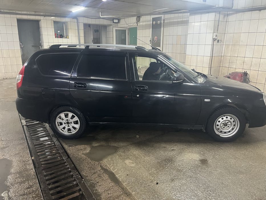 Продам приору универсал