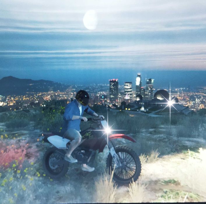 Игровой компьютер ему год