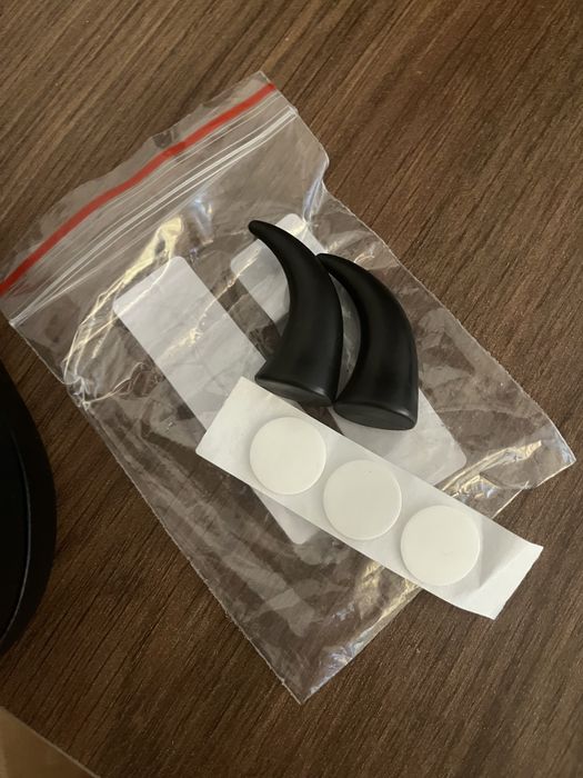 Аксесоари за каска- плюшен калъф и рогца