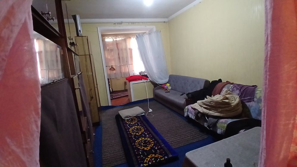 Qizlarga kvartera sirochni yakkasaroyda xamma sharoit devan shkaf bor