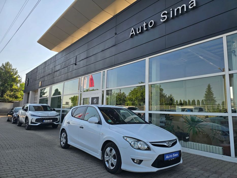 Hyundai I30 1.4 benzina, Euro 5, AC, UNIC proprietar in Romania