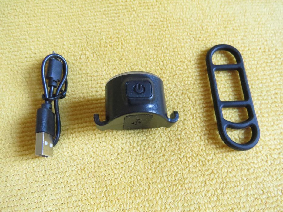 Set 2 lampi avertizare pentru bicicleta/trotineta, LED, Alb Rosu, Nou