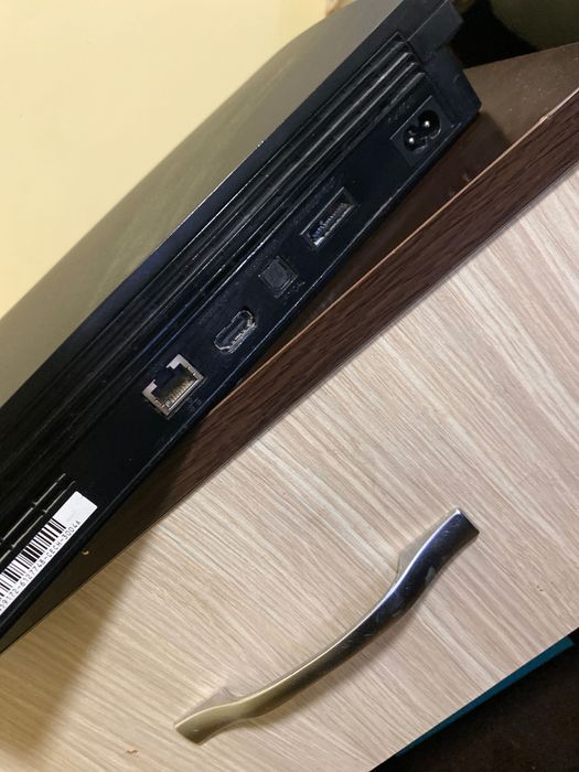 Плейстейшън 3 ,без джойстик,с мод