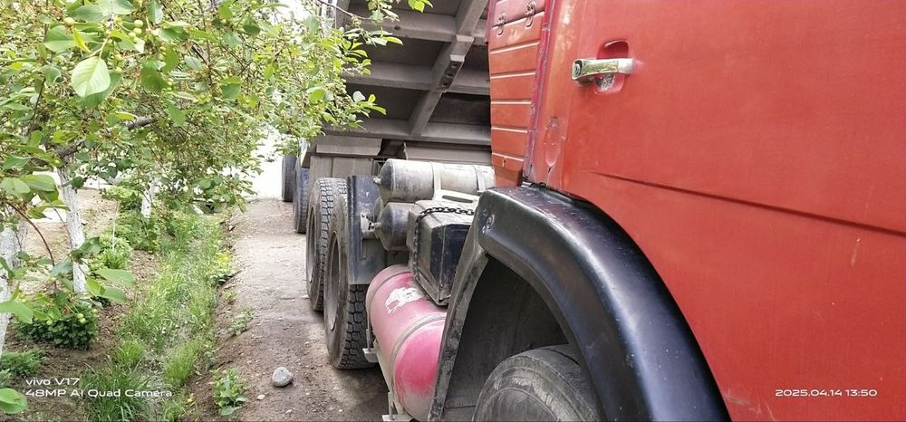 Самосвал КамАЗ-5511.