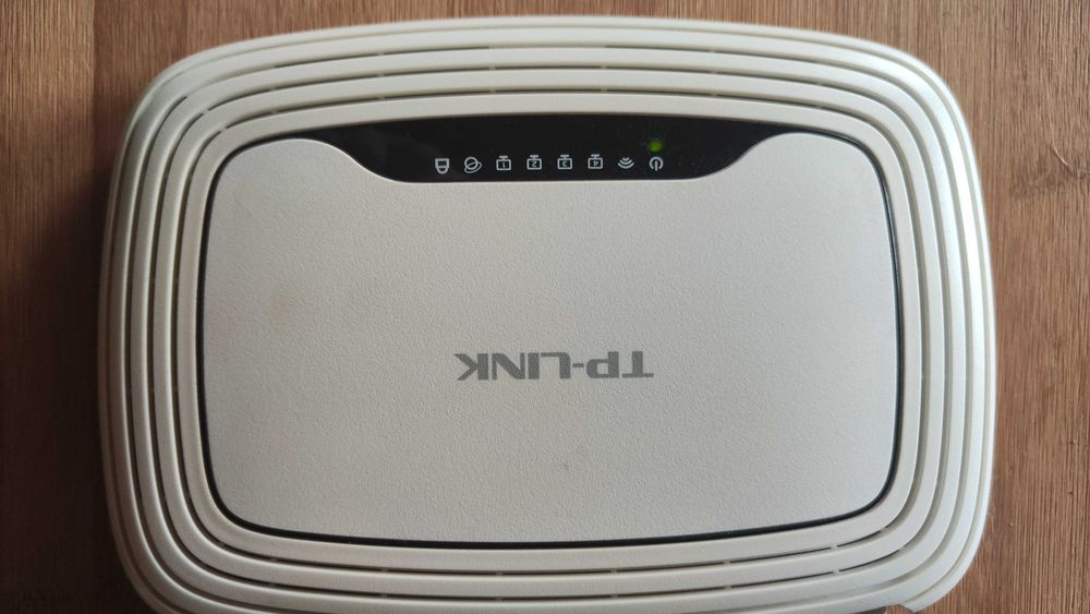 Рутери - TP-LINK TL-WR841N и Huawei HG532e