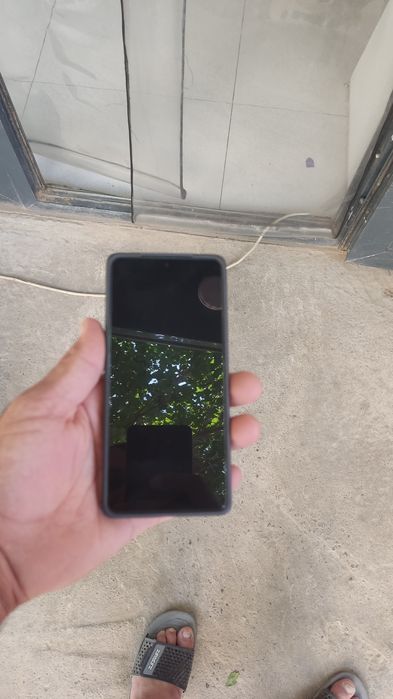Redmi not 13 pro xolati yangiday srocniga sotaman xotirasi 256 8+8