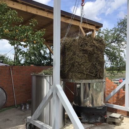 Instalația pt distilat Lavanda,Menta ,etc.Uleiurii esențiale
