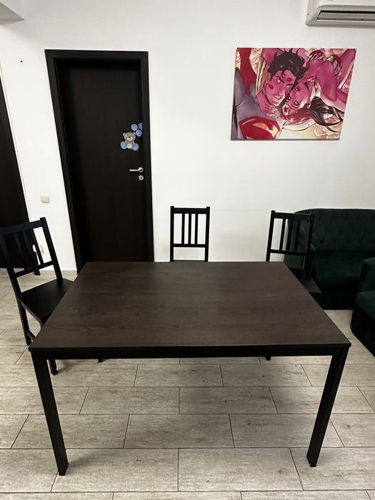 Doua canapele+ masa +scaune