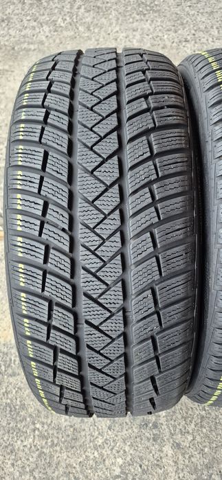 4 anvelope iarna Vredestein,fata 225/45/18,spate 255/40/18.Pret/bucata