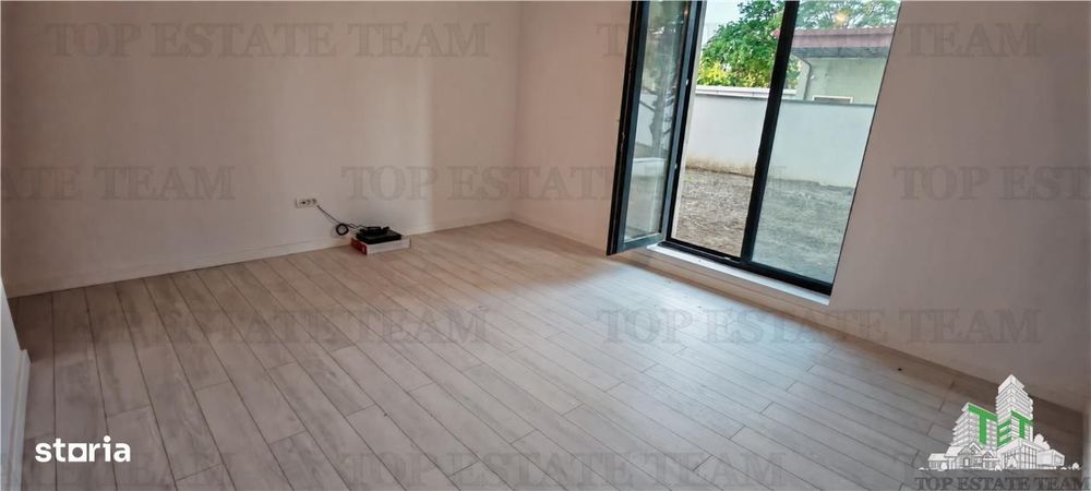 Apartament generos de 3 camere si curte proprie de 115mp, incalzire in