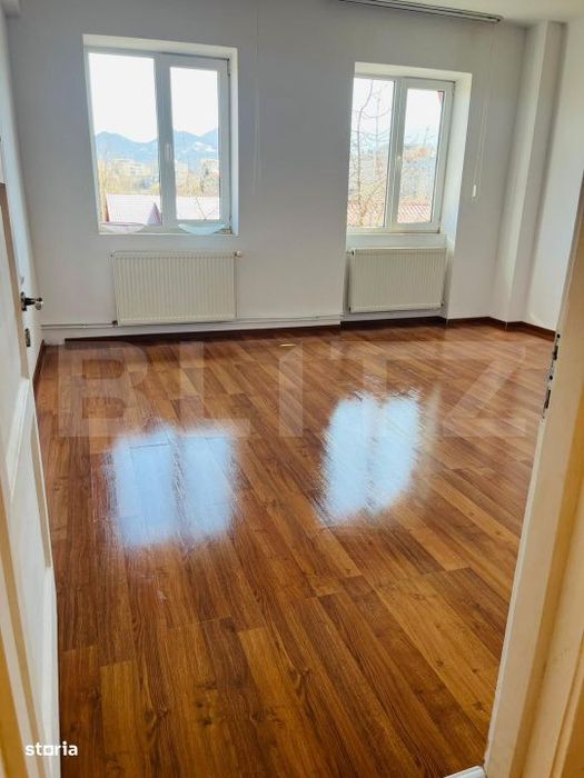 Apartament 2 camere – Centru Civic-excelent pentru locuit sau inves — fotografia 3