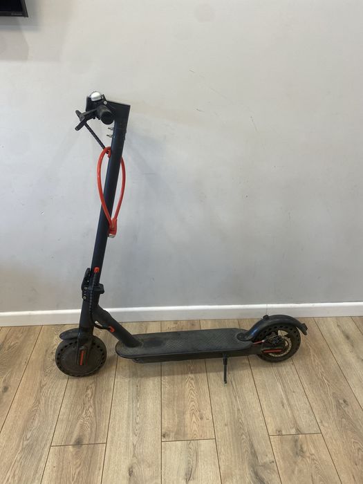 Xiaomi Mi Electric Scooter
