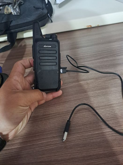 Продаю две  рации