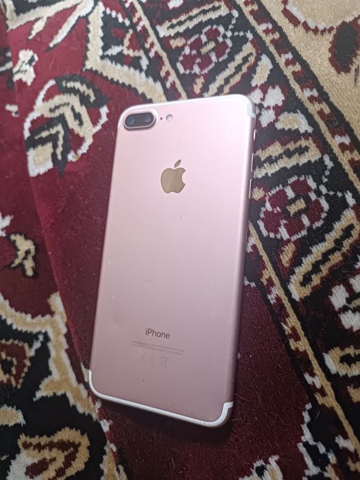 СРОЧНО! iPhone 7 Plus 32 ГБ по хорошей цене