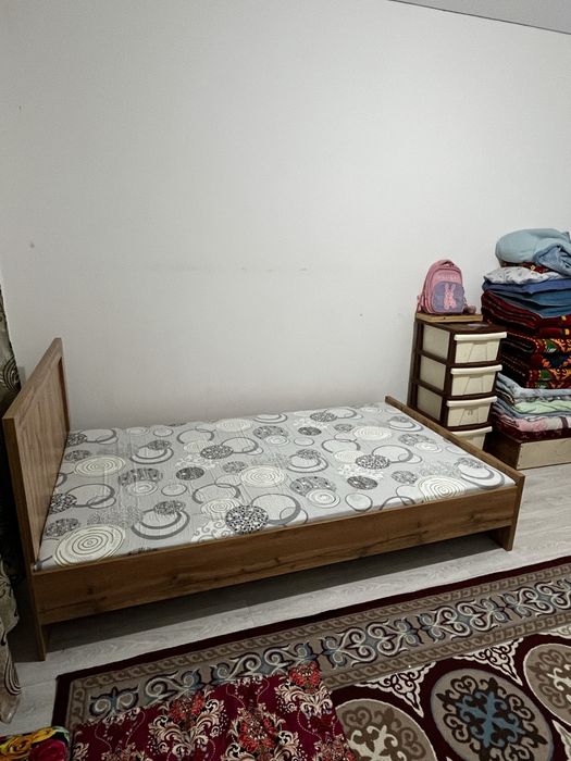 Кровать / Төсек