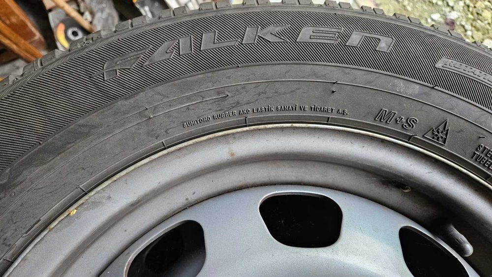 Anvelope ranforsate SUV Duster 215/65/R16 98H Anvelope M+S Iarnã DOT 2720