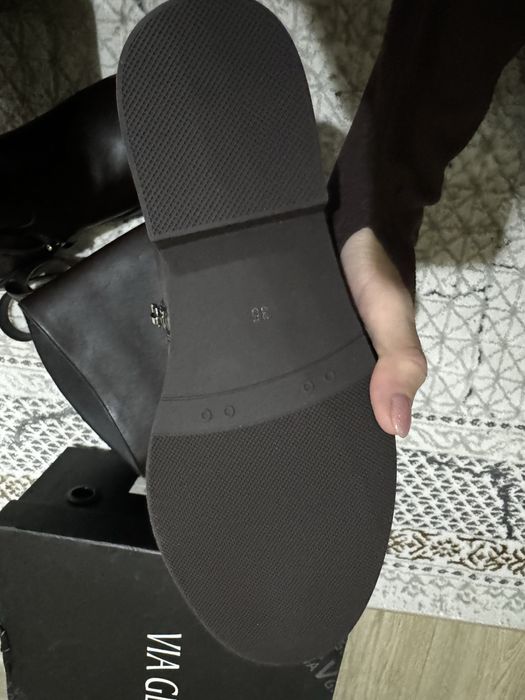 Зимный етік сатылады