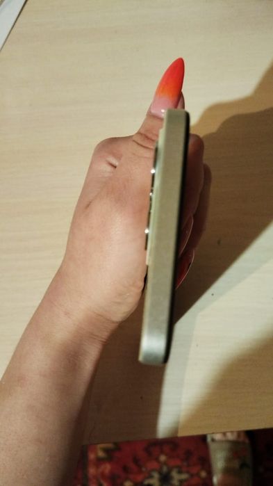 Смартфон реалми в хорошем состоянии