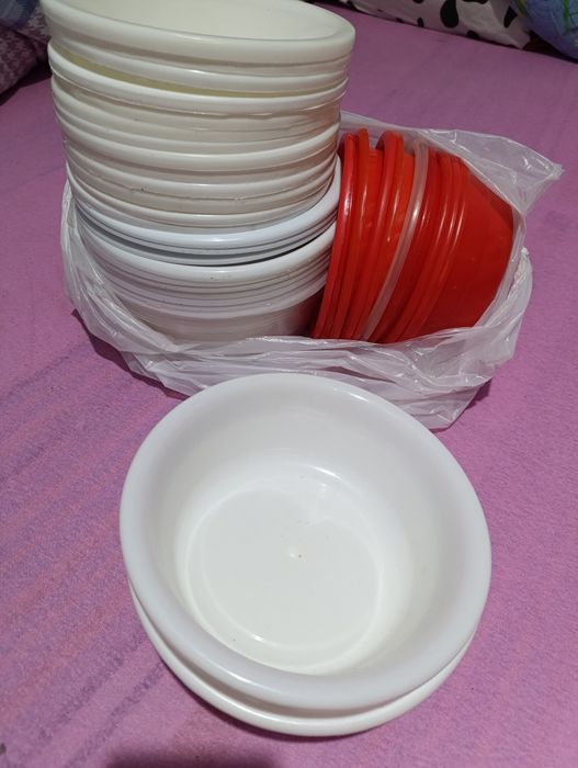 Продаю пластиковые чашки