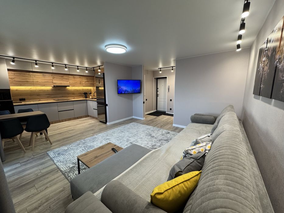 Сдается 2-х комнатная Евролюкс посуточно