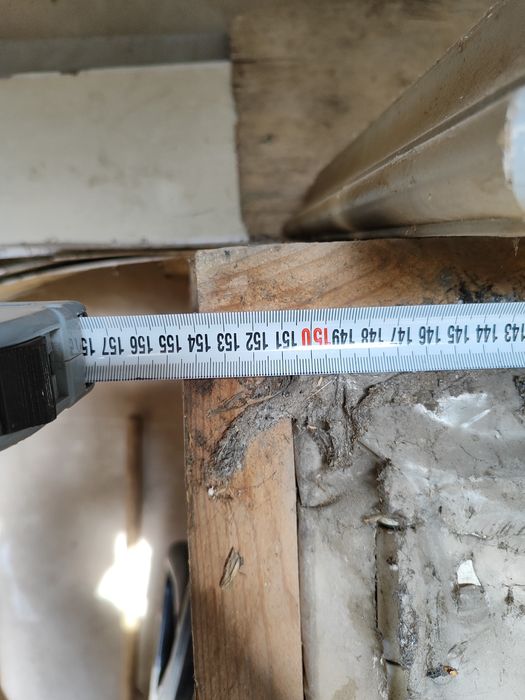 Деревянные окна с коробом.